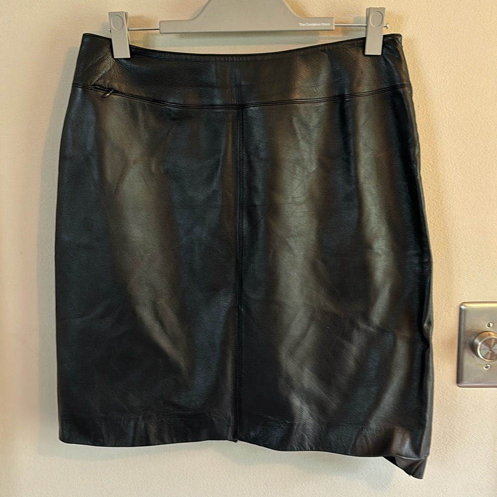 Lord & Taylor 100% Leather Skirt Size 10